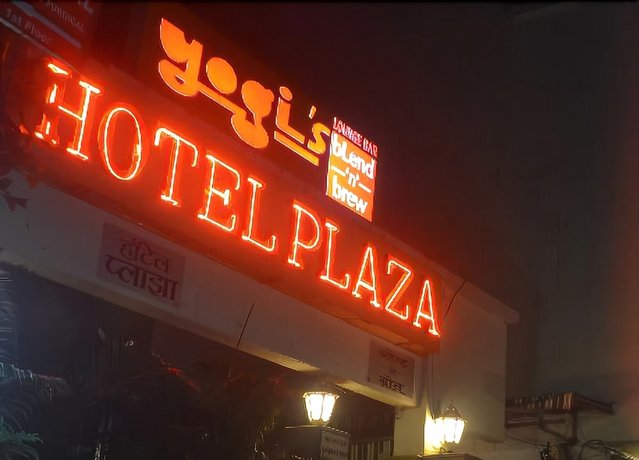 Hotel Plaza Mumbai