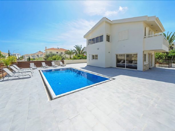 Delfini Villas Protaras