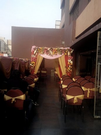 Caspia Hotel New Delhi Shalimar Bagh