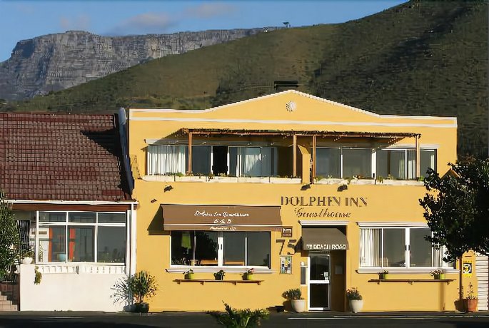 Dolphin Inn Guesthouse