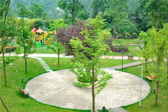 Howard Johnson Life Mountain View Chengdu
