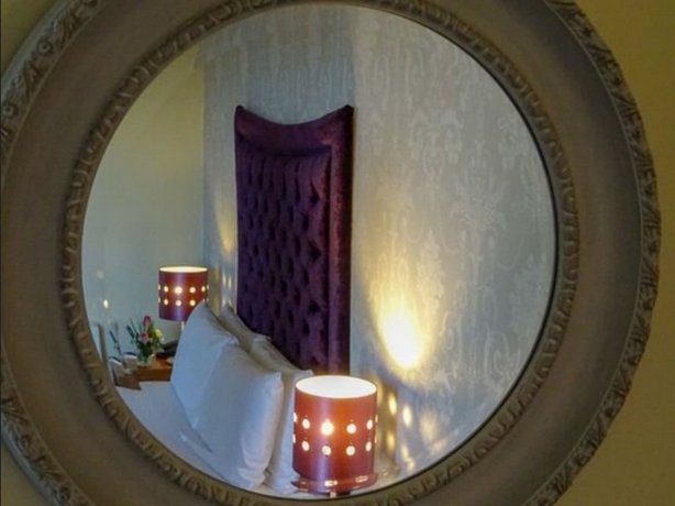 Raheen Woods Hotel