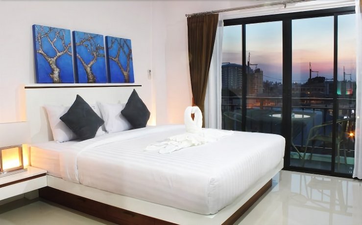Modern Place Patong Beach