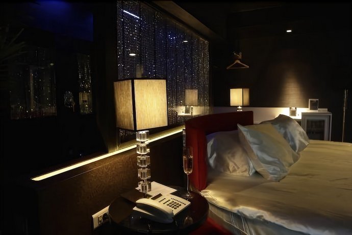 No 19 Boutique Hotel
