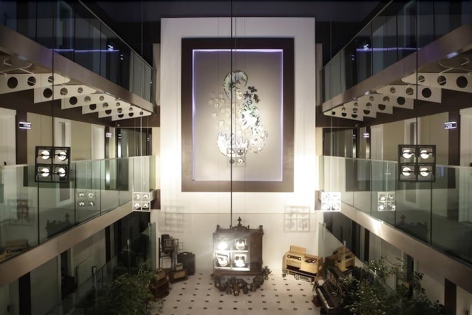 No 19 Boutique Hotel