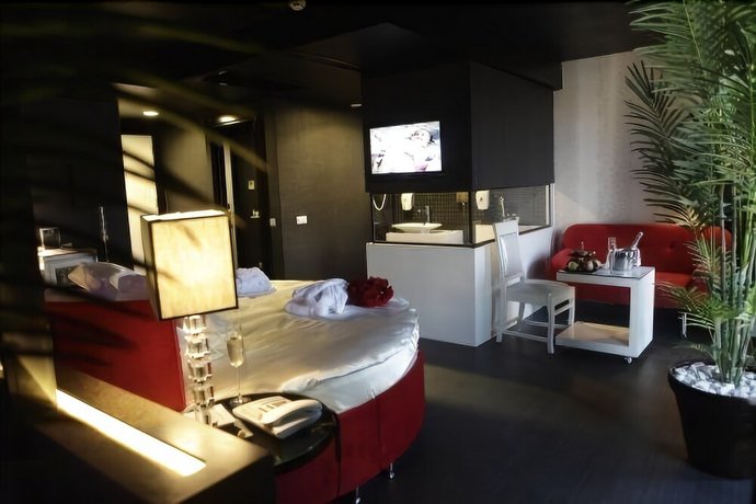 No 19 Boutique Hotel