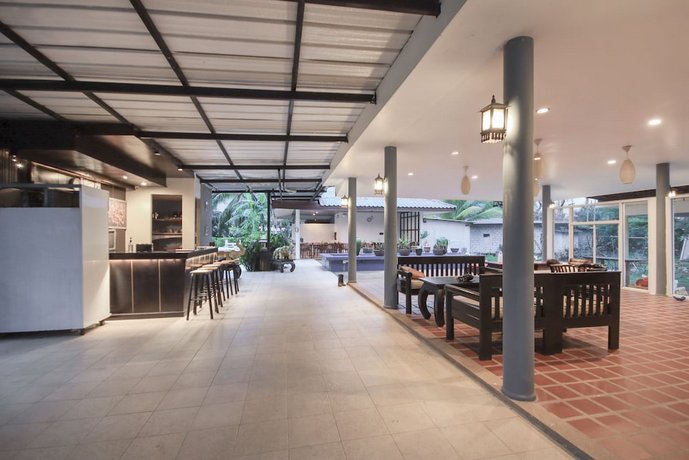 Praewa Villas Naiyang Phuket