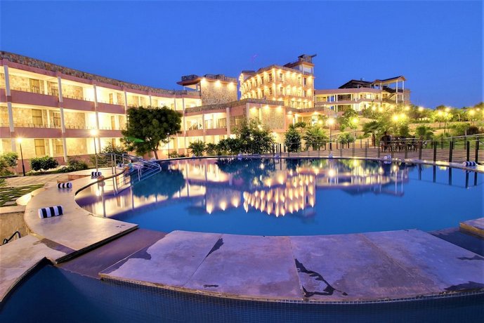 Palm Valley Svasti Resort