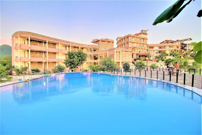 Palm Valley Svasti Resort