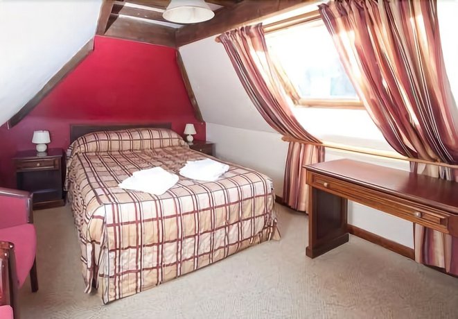 Pilgrims Hotel