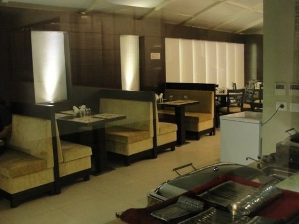 Hotel Chanchal Deluxe