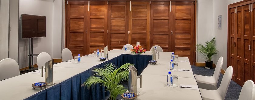 Tanoa Plaza Hotel