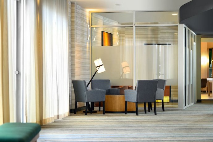 Holiday Inn Oakland Airport