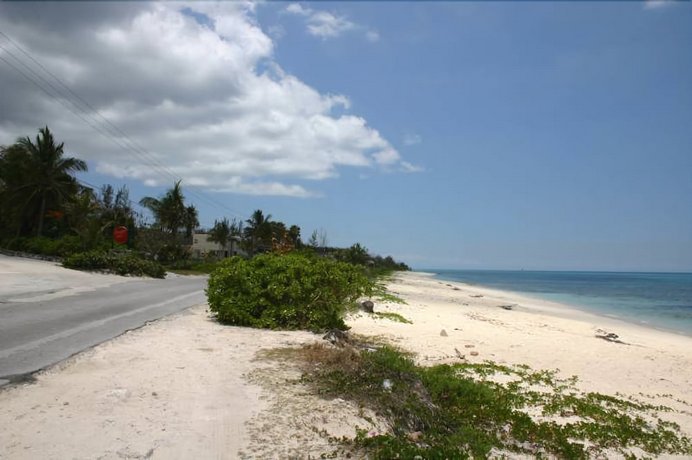 Orange Hill Beach Inn