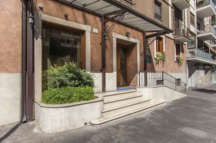 Hotel Tuscolana