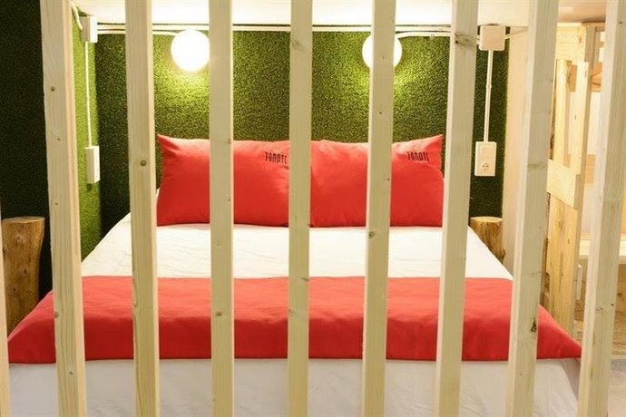 Tomate Rooms