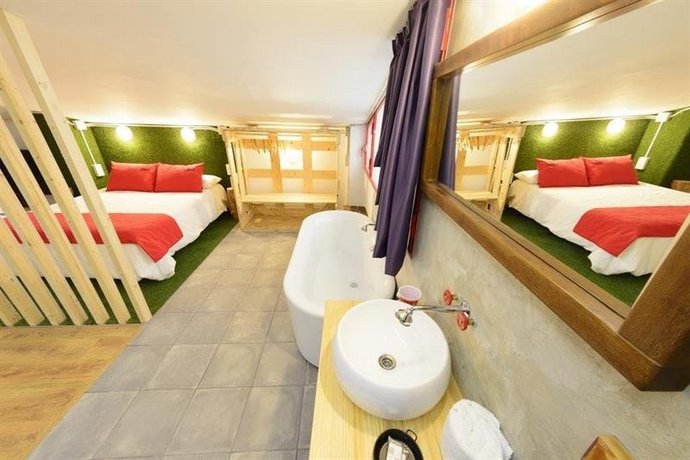 Tomate Rooms