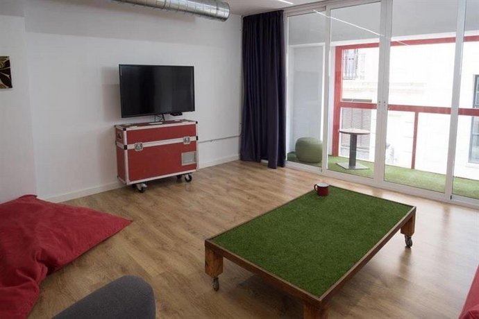 Tomate Rooms