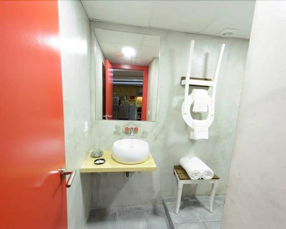 Tomate Rooms