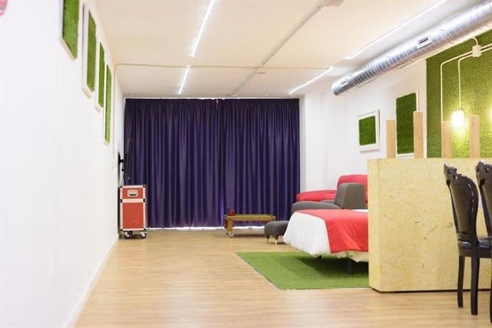 Tomate Rooms