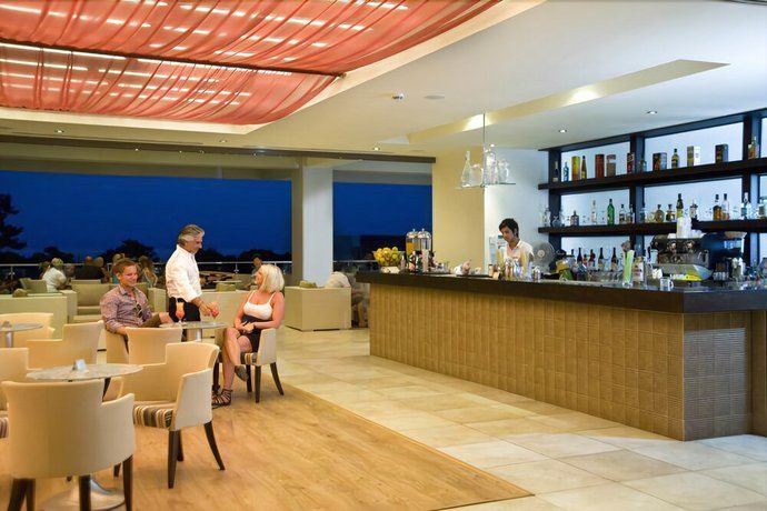 ALEA Hotel & Suites
