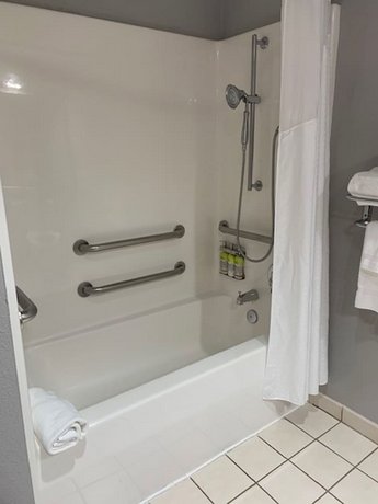 Holiday Inn Express Cleveland Downtown