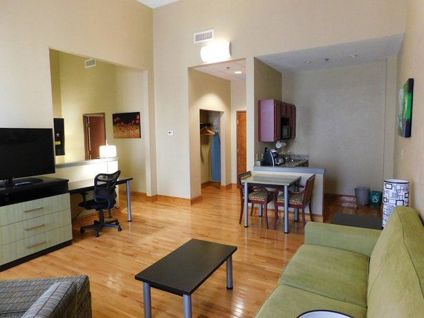 Holiday Inn Express Cleveland Downtown