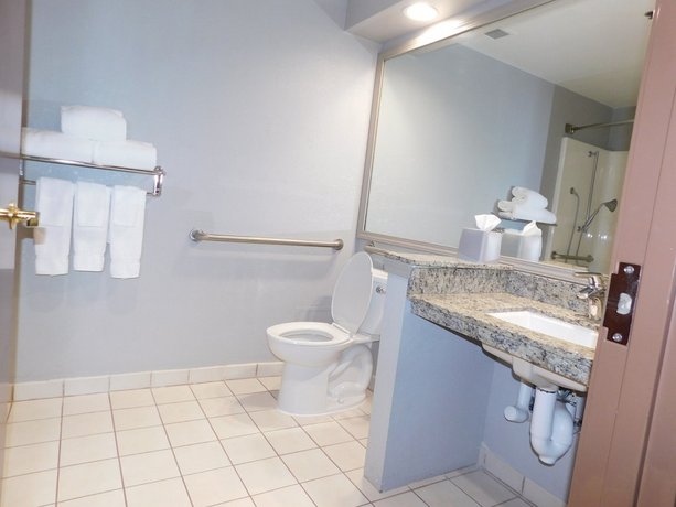 Holiday Inn Express Cleveland Downtown