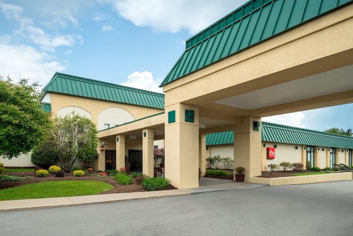 Ramada by Wyndham Indiana