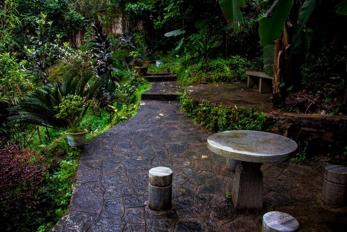 The Family Hotel In Yangshuo County
