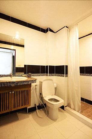 The Chateau Luxury Serviced Apartment