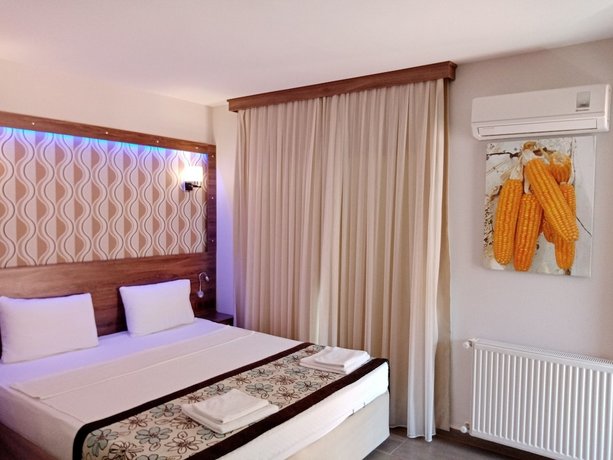 Dolphin Apart Hotel Sarigerme