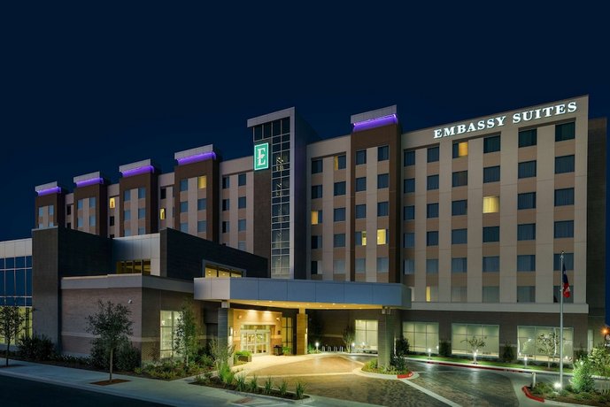 Embassy Suites By Hilton College Station