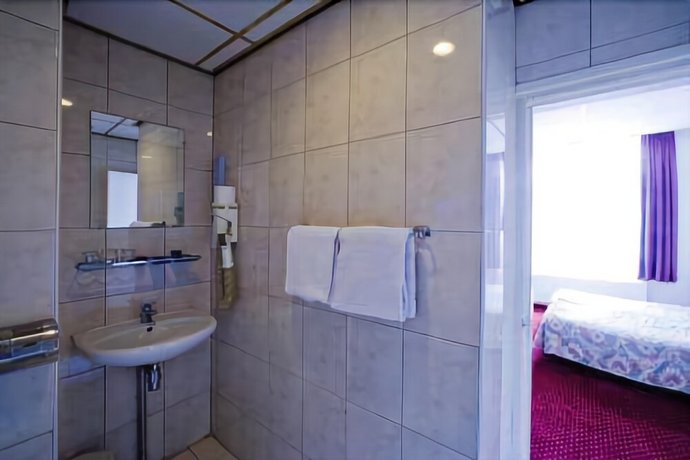 Armada Hotel