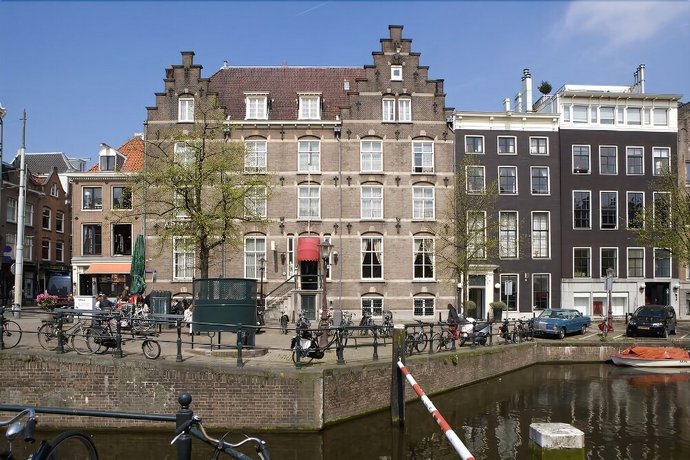 Armada Hotel