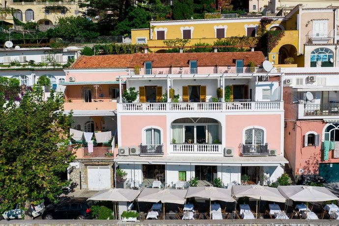 Hotel Villa Gabrisa Spa at Hotel Poseidon Italy thumbnail