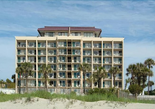 Ocean Crest Inn and Suites