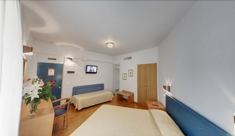 Iniohos Hotel