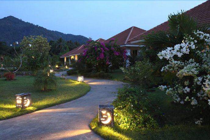 Baan Chueng Kao Resort