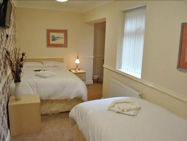 Surrey House Hotel