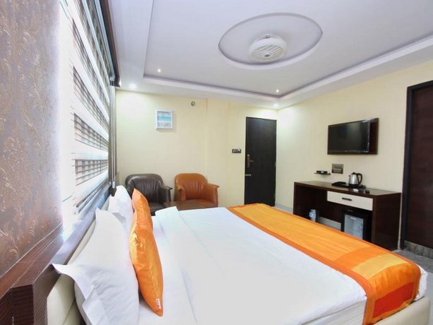 Capital O 5381 The Emirates Hotel