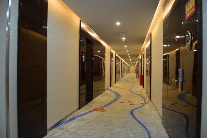 Tiecheng Hotel East Railway Station