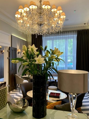 Eccleston Square Hotel
