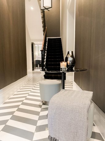 Eccleston Square Hotel