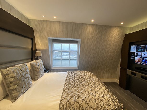 Eccleston Square Hotel