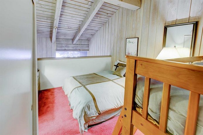 Mammoth Ski & Racquet 100 - One Bedroom Loft Condo