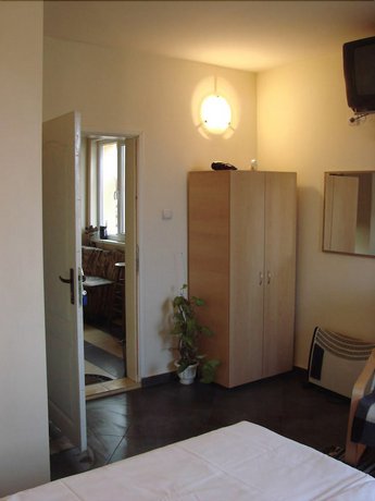 Avel Guest House