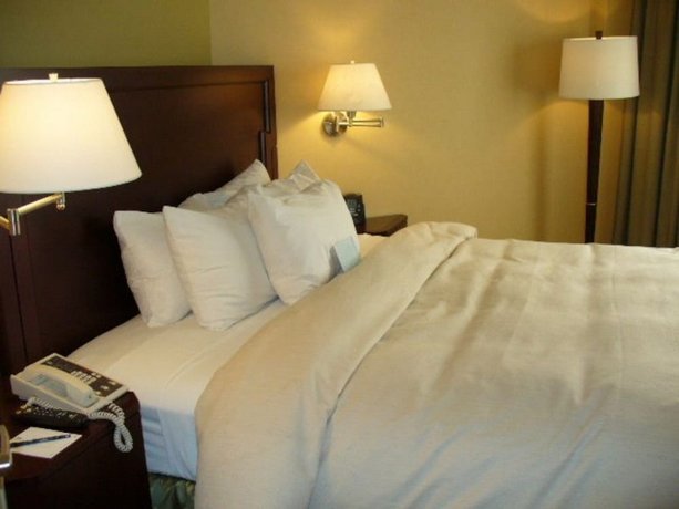 Embassy Suites Kansas City - Overland Park