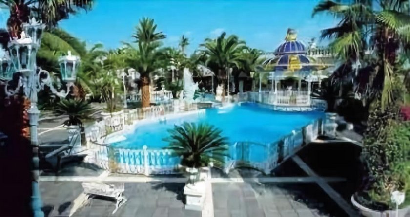 Grand Hotel La Sonrisa