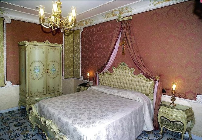 Grand Hotel La Sonrisa